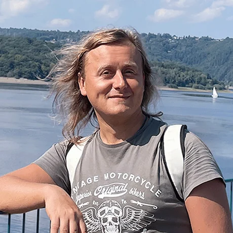 Dr. Roman Levchenko